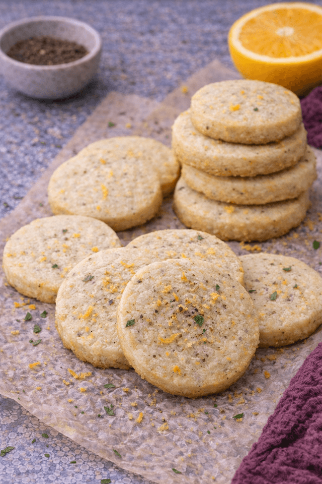 Loomi-Orange Shortbread Cookies
